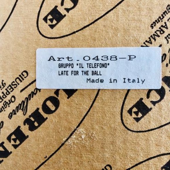 GIUSEPPE ARMANI "IL TELEFONO" PORCELAIN FIGURINE - Picture 6 of 8